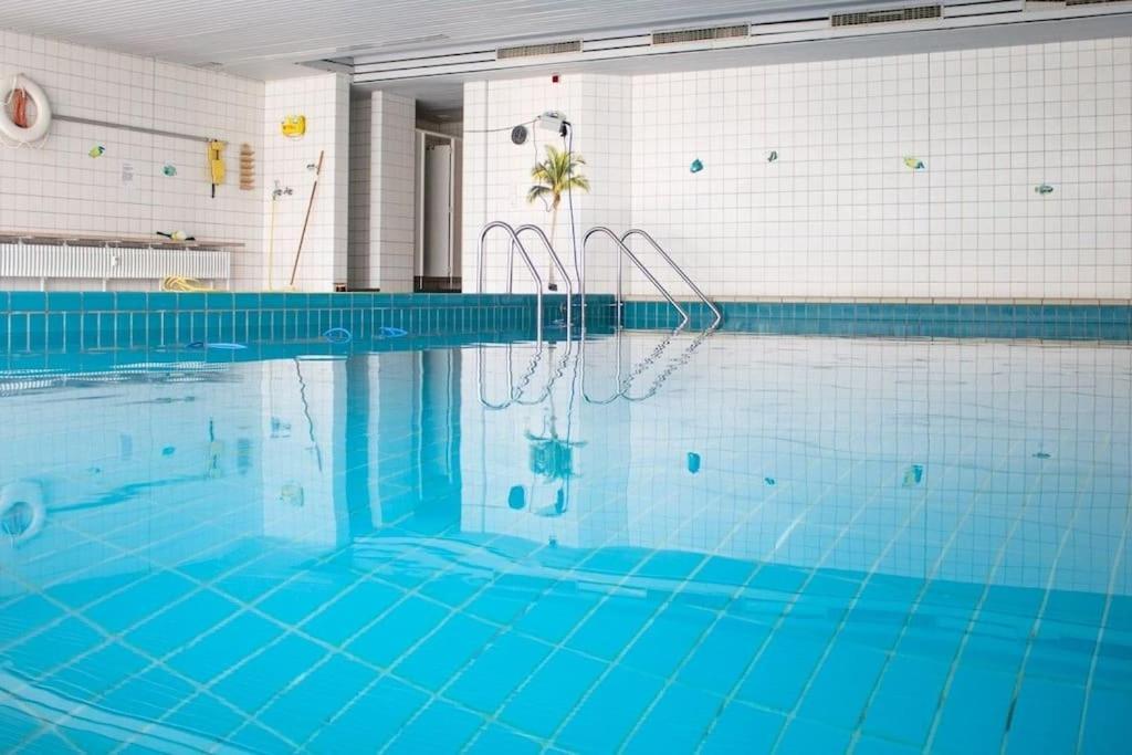 Pool, Sauna & Schwarzwald-Idylle Unterkirnach Exterior foto